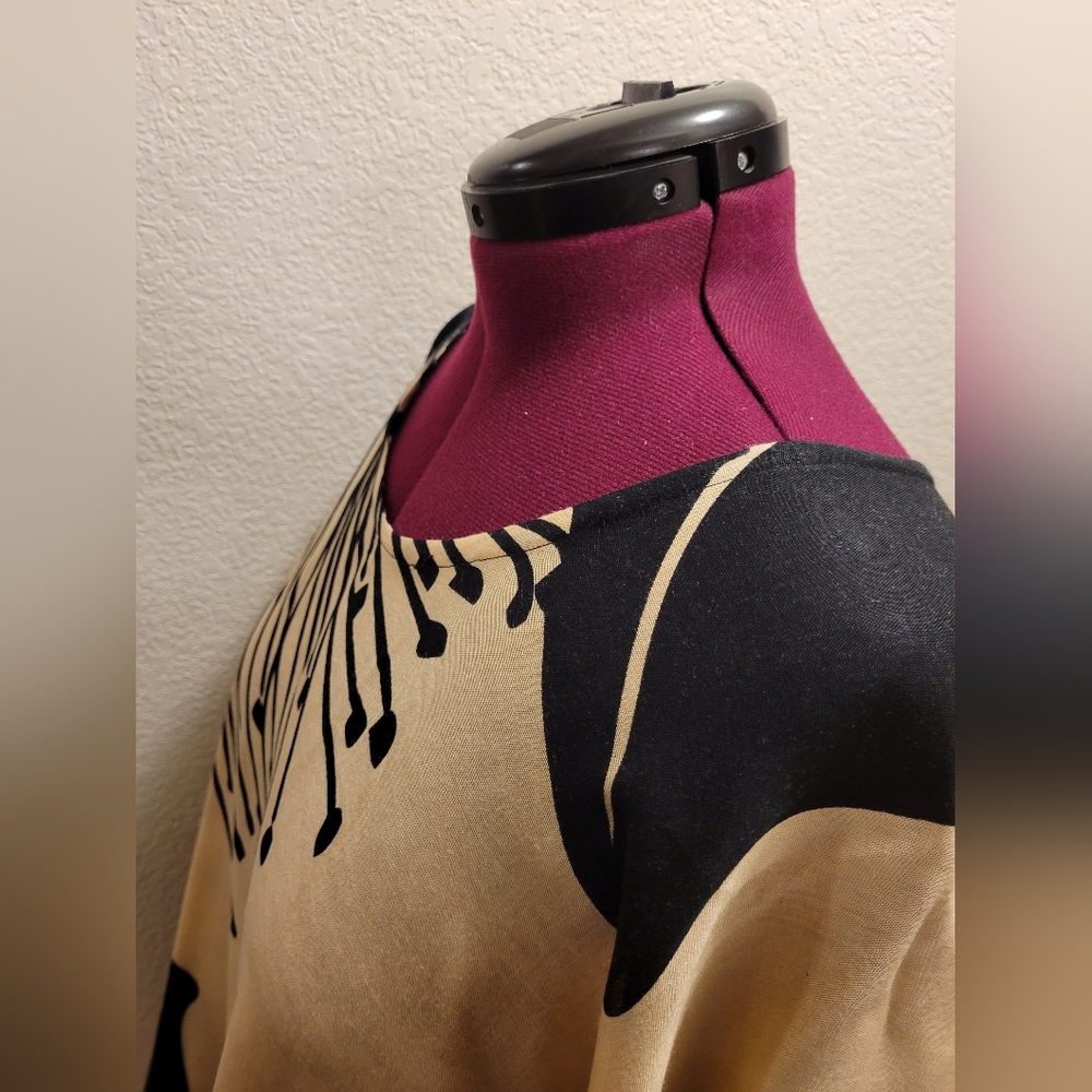 Aloha Blouse Sz. XL - Picture 8 of 13